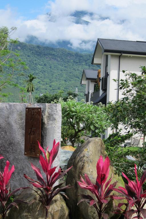 Green Willow House Fengshan  外观 照片
